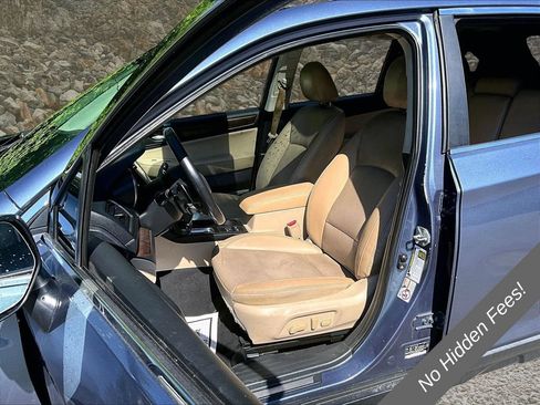 Used 2016 Subaru Outback 2.5i Limited AWD/4WD image 22