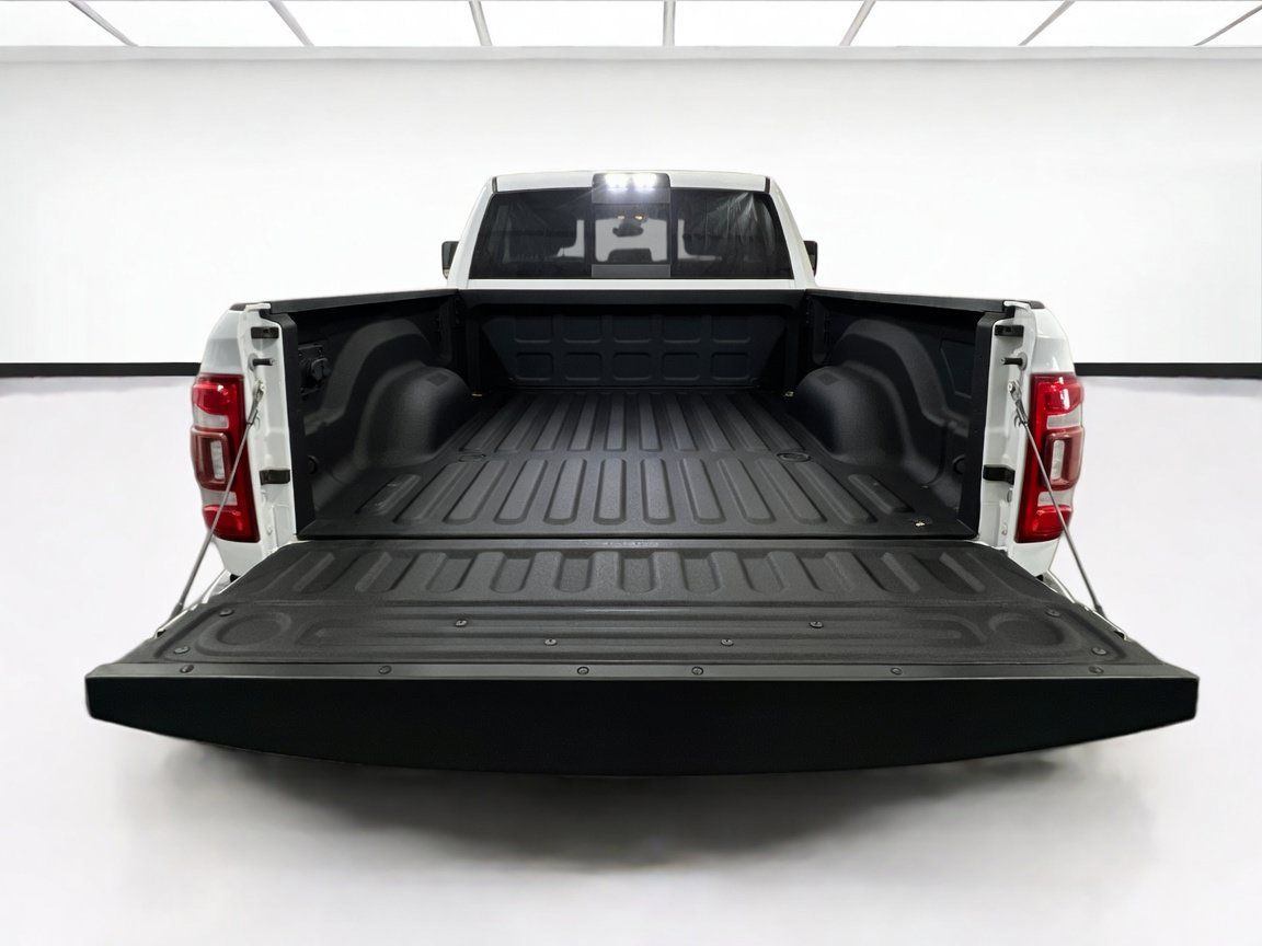 Used 2020 RAM 2500 Big Horn w/ Level 2 Equipment Group AWD/4WD image 18