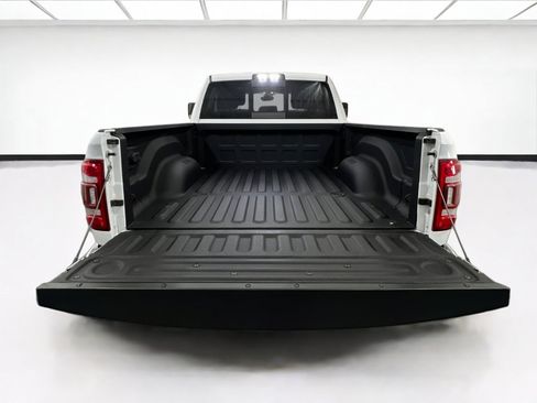 Used 2020 RAM 2500 Big Horn w/ Level 2 Equipment Group AWD/4WD image 18