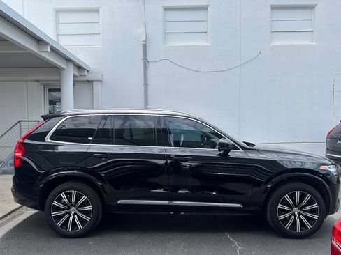 Certified 2023 Volvo XC90 B6 Plus w/ Protection Package Premier AWD/4WD image 4