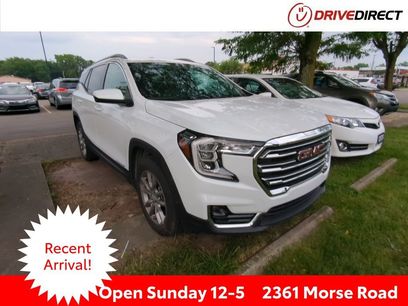 Used 2024 GMC Terrain SLT