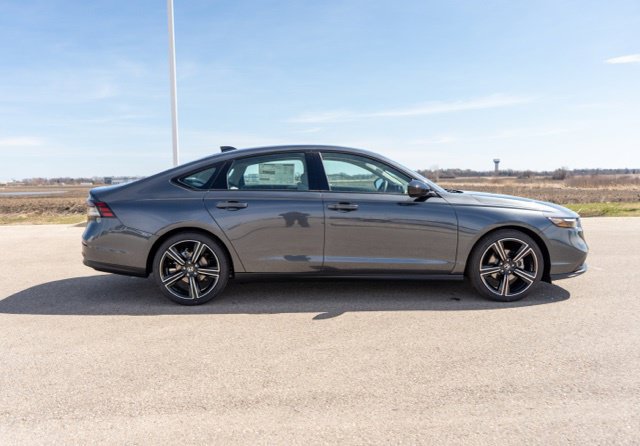 Used 2026 Honda Accord SE image 8