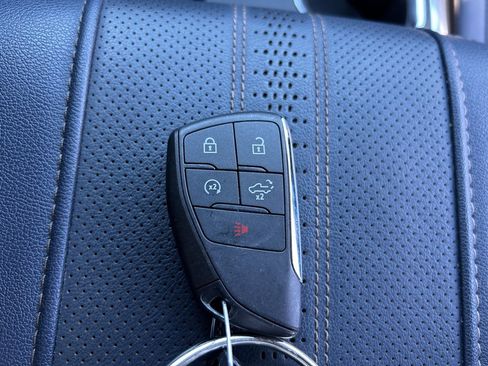 Used 2024 Chevrolet Silverado 1500 High Country image 43