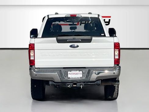 Used 2022 Ford F250 XLT w/ XLT Premium Package AWD/4WD image 6