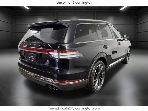 Certified 2022 Lincoln Aviator Reserve w/ Equipment Group 201A AWD/4WD image 8