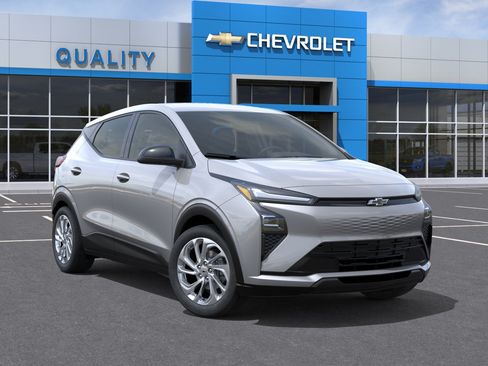 New 2027 Chevrolet Bolt LT FWD image 7