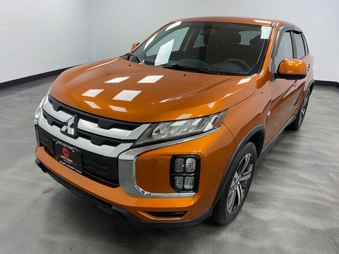 Used 2020 Mitsubishi Outlander Sport ES image 2