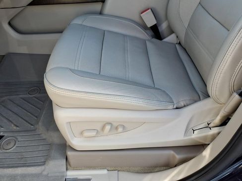 Used 2018 GMC Yukon Denali w/ Open Road Package image 5