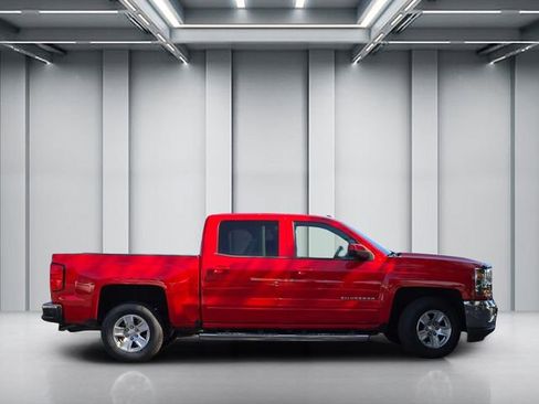 Used 2018 Chevrolet Silverado 1500 LT w/ All Star Edition RWD image 3