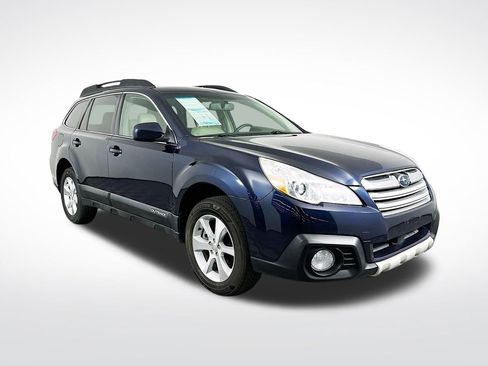 Used 2014 Subaru Outback 3.6R Limited AWD/4WD image 1