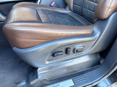 Used 2017 Nissan Titan Platinum Reserve AWD/4WD image 34