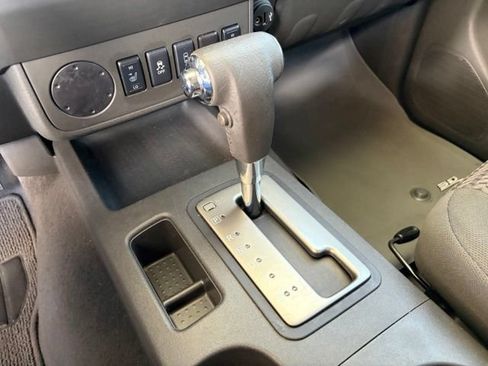 Used 2019 Nissan Frontier SV w/ Value Truck Package RWD image 21