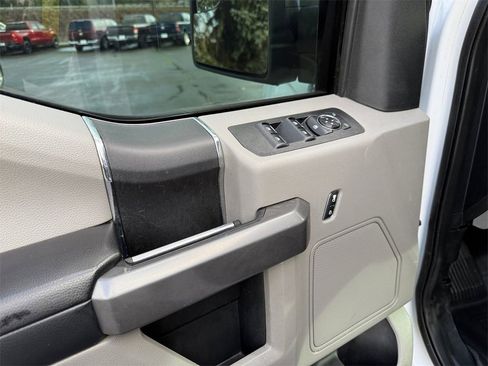 Used 2019 Ford F150 XLT w/ XTR Package image 11