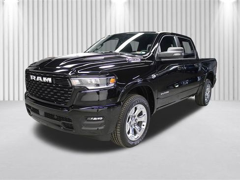 New 2026 RAM 1500 4x4 Crew Cab image 8