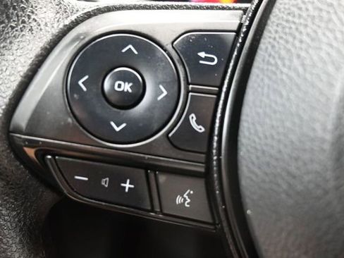 Used 2021 Toyota RAV4 XLE FWD image 26