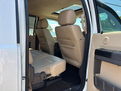 Used 2016 Ford F250 Lariat w/ Lariat Ultimate Package AWD/4WD image 27