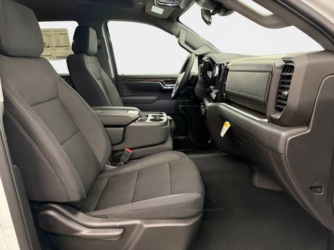 New 2026 Chevrolet Silverado 1500 LT image 12