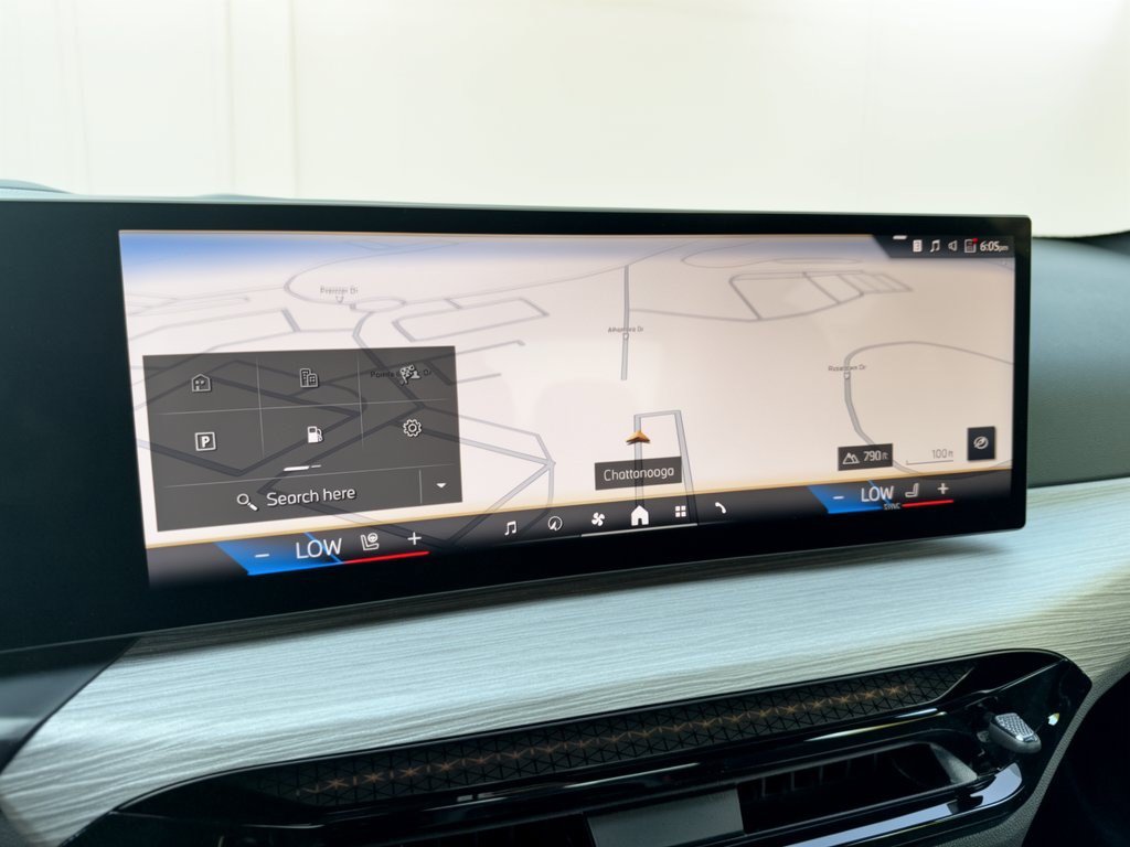 Certified 2026 BMW 330i Sedan RWD image 23