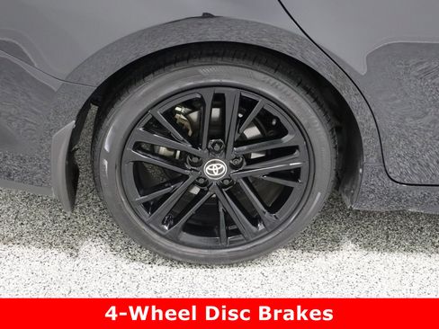 Certified 2025 Toyota Camry SE image 6