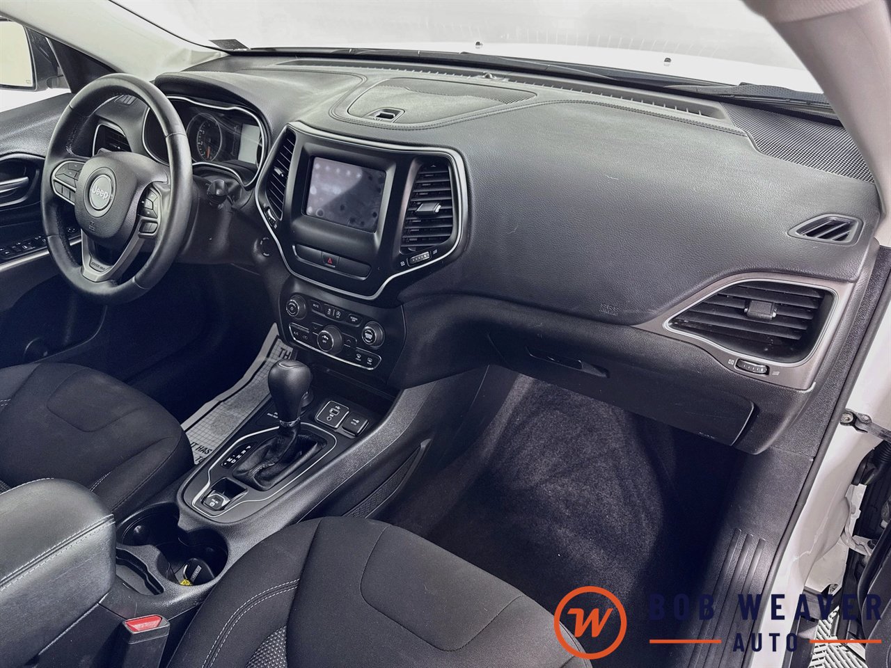 Used 2019 Jeep Cherokee Latitude w/ Cold Weather Group AWD/4WD image 36