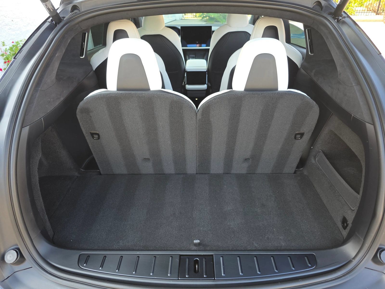 Used 2022 Tesla Model X Plaid AWD/4WD image 39