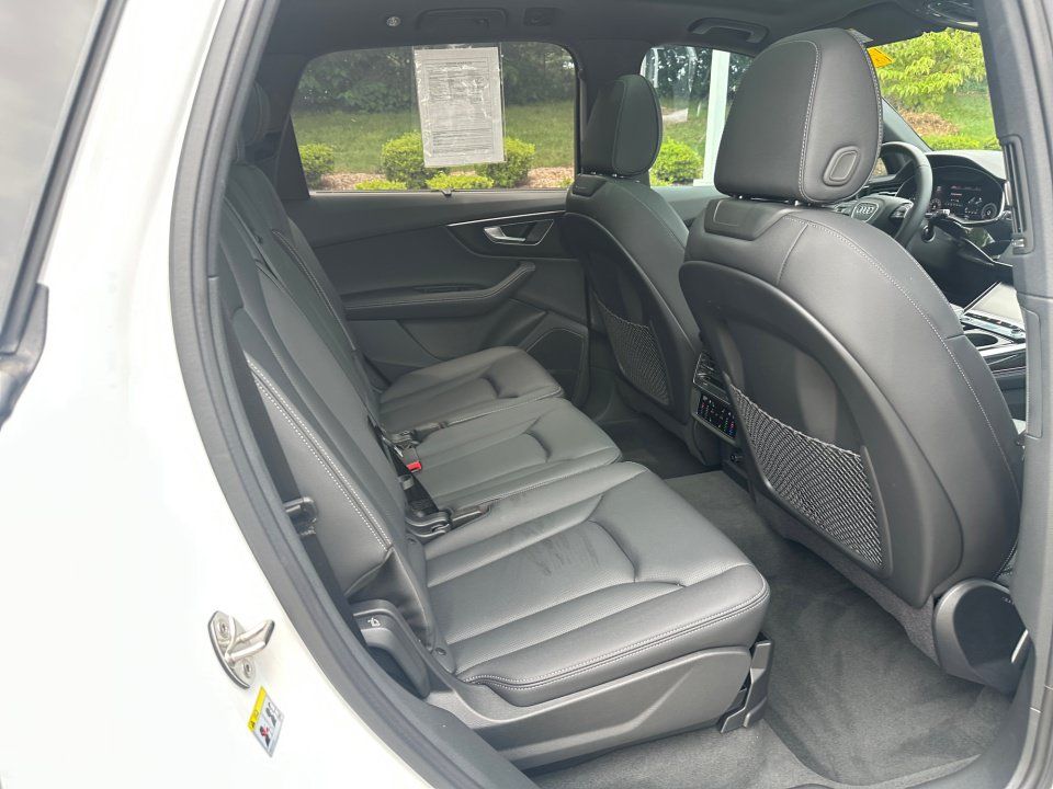 Certified 2026 Audi Q7 3.0T Premium Plus AWD/4WD image 29