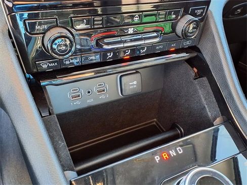 Used 2021 Jeep Grand Cherokee L Limited image 21