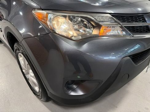 Used 2015 Toyota RAV4 LE FWD image 32