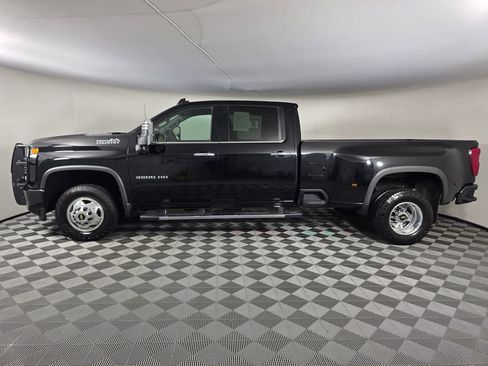 Used 2021 Chevrolet Silverado 3500 High Country AWD/4WD image 2