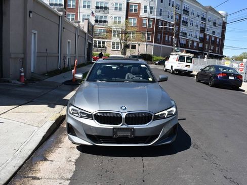 Used 2024 BMW 330e RWD image 2