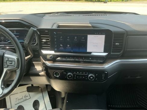 Used 2023 Chevrolet Silverado 1500 RST AWD/4WD image 25