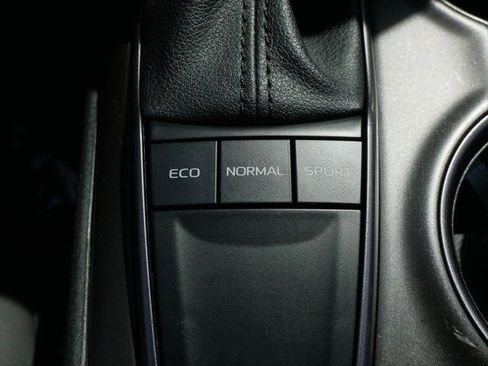 Certified 2023 Toyota Camry SE FWD image 20
