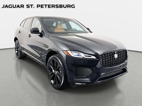 New 2026 Jaguar F-PACE R-Dynamic S image 3