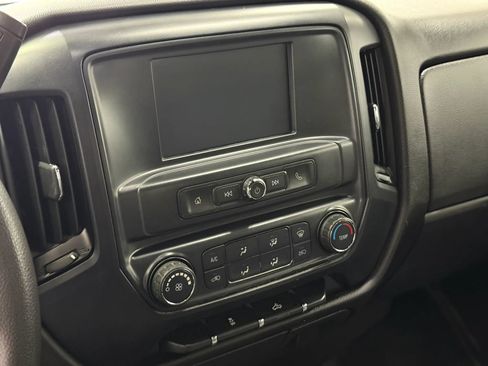 Used 2016 Chevrolet Silverado 2500 W/T RWD image 17