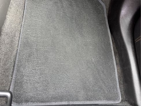 Used 2019 Chevrolet Trax LT w/ LT Convenience Package AWD/4WD image 22