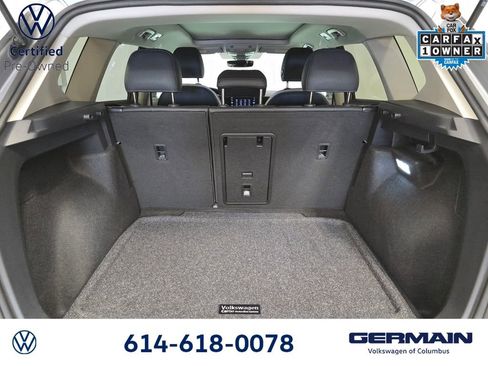 Certified 2025 Volkswagen Taos SE w/ Panoramic Sunroof Package AWD/4WD image 20