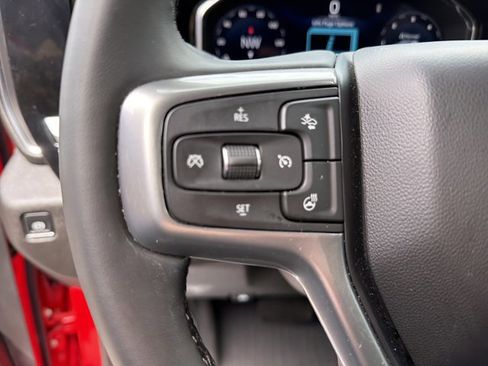 Used 2025 Chevrolet Silverado 1500 LT w/ Z71 Off-Road Package AWD/4WD image 19
