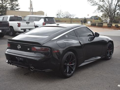 Used 2025 Nissan Z Performance w/ Floor Mat Package image 5