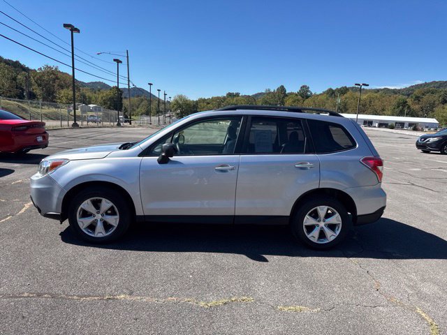 Used 2015 Subaru Forester 2.5i w/ Alloy Wheel Package AWD/4WD image 5