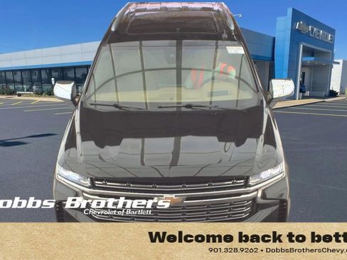Used 2021 Chevrolet Tahoe Premier w/ Premium Package RWD image 2