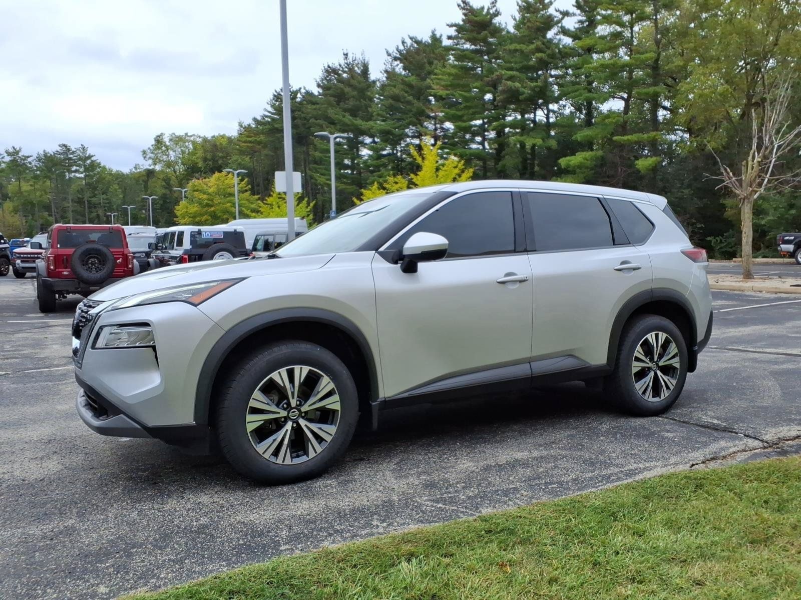 Used 2021 Nissan Rogue SV AWD/4WD image 5