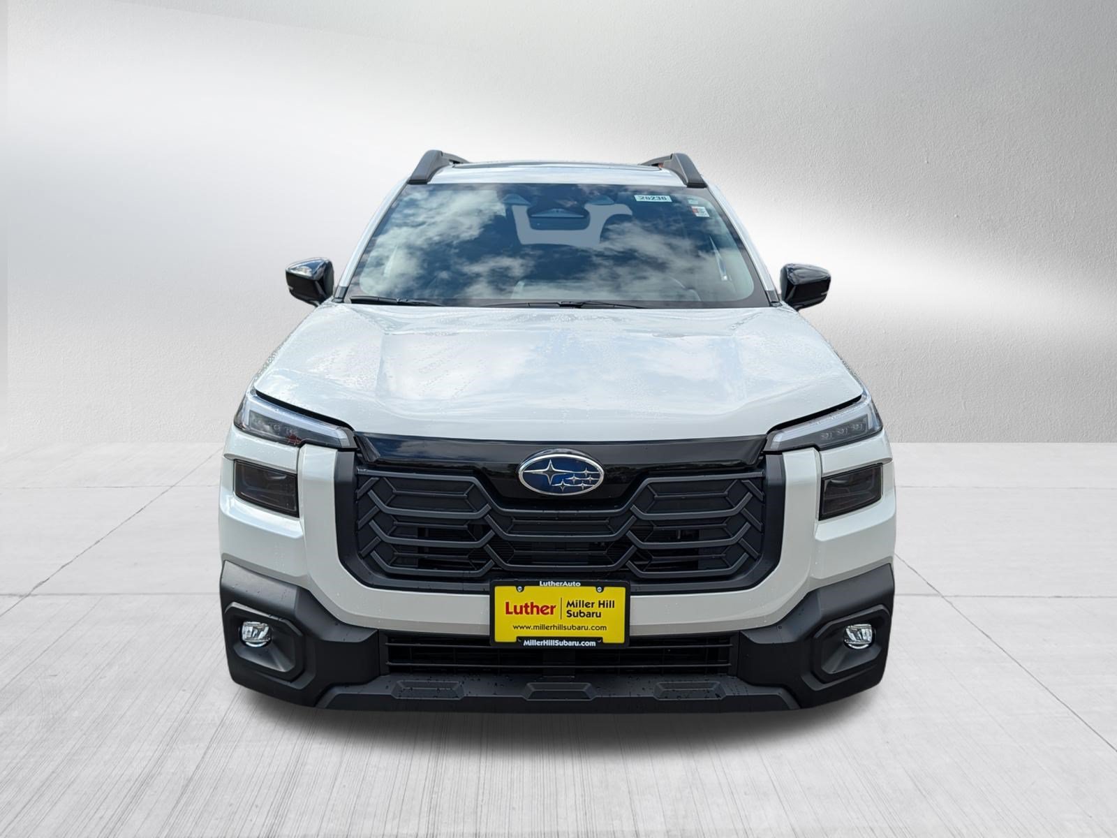 Certified 2026 Subaru Outback Limited AWD/4WD image 2