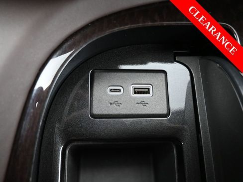 Used 2023 Cadillac Escalade ESV Sport Platinum w/ LPO, ONYX Package image 34