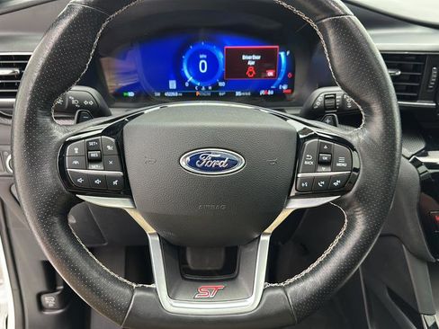 Used 2022 Ford Explorer ST AWD/4WD image 18
