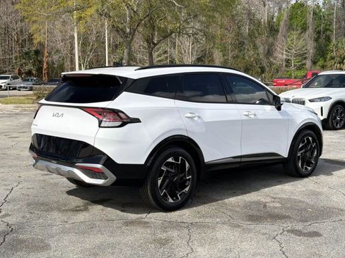 Used 2023 Kia Sportage SX image 3