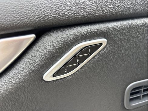 Used 2021 Maserati Ghibli S RWD image 20