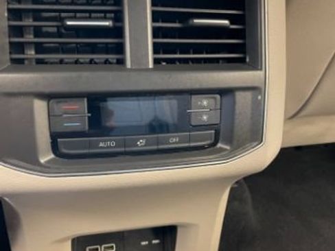 Used 2019 Volkswagen Atlas SEL AWD/4WD image 20