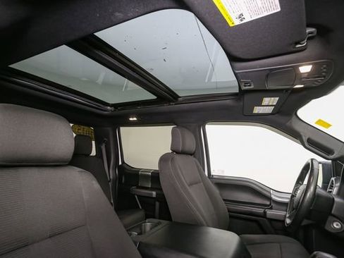Used 2015 Ford F150 XLT w/ Equipment Group 302A Luxury AWD/4WD image 17