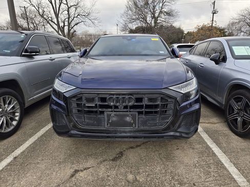 Used 2021 Audi Q8 Premium Plus image 3