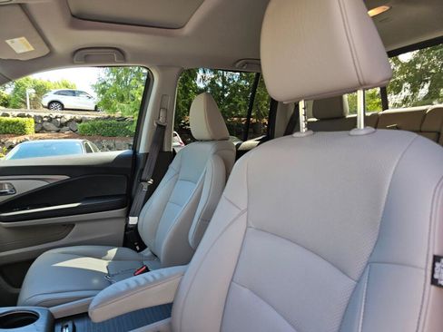Used 2023 Honda Ridgeline RTL-E image 25